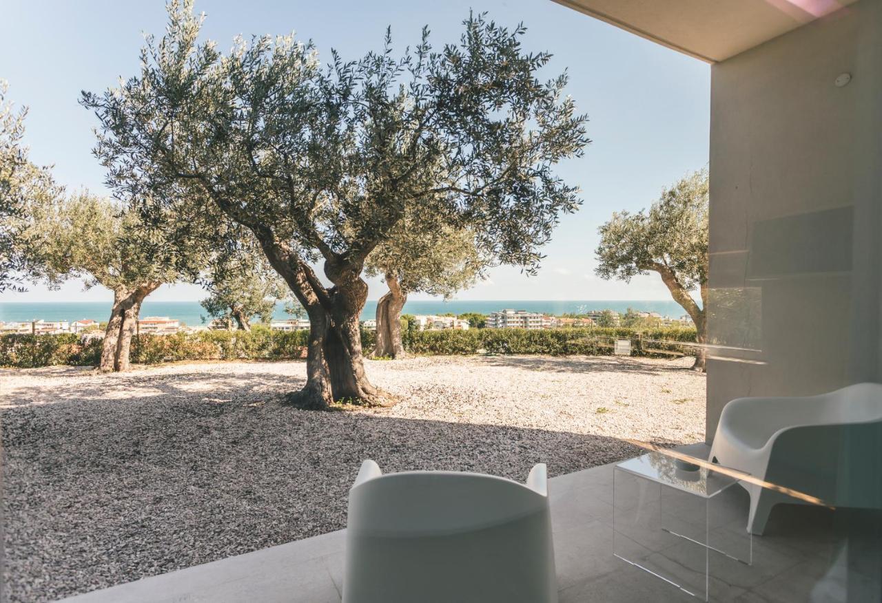 Alkimia Boutique Hotel Васто Екстериор снимка