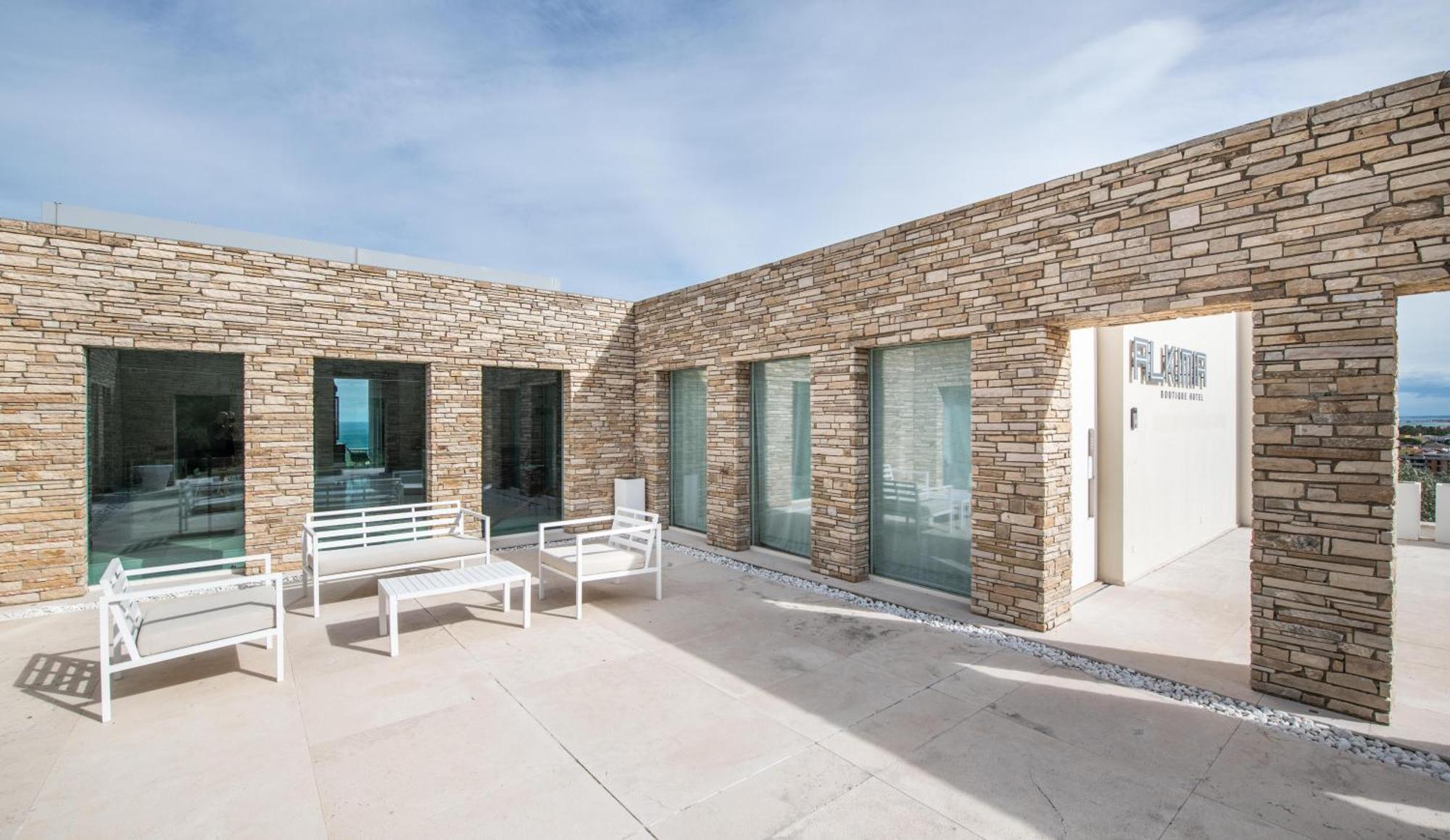 Alkimia Boutique Hotel Васто Екстериор снимка