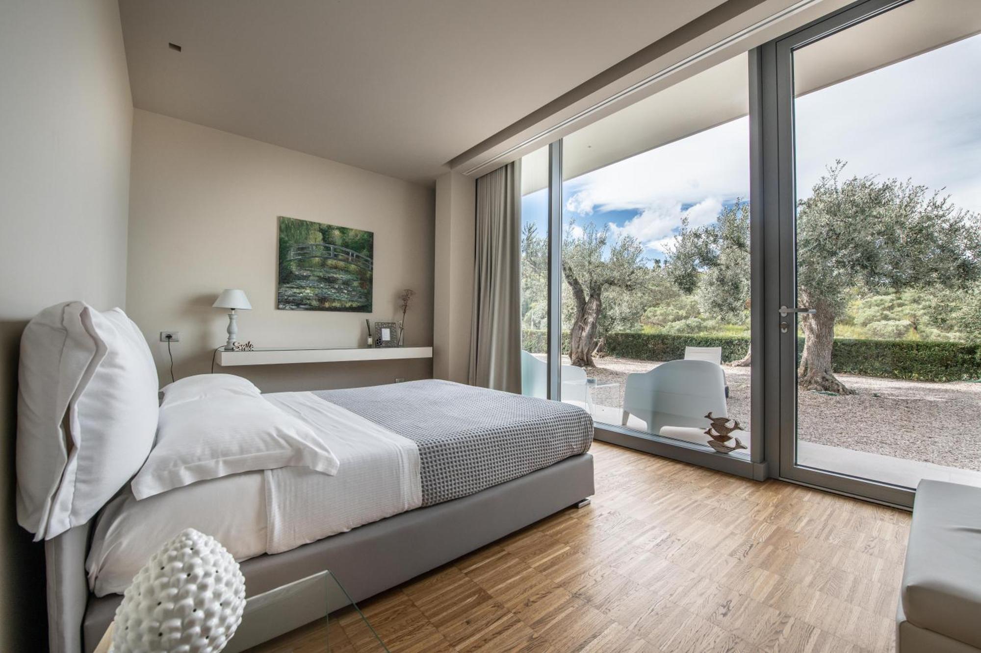 Alkimia Boutique Hotel Васто Екстериор снимка